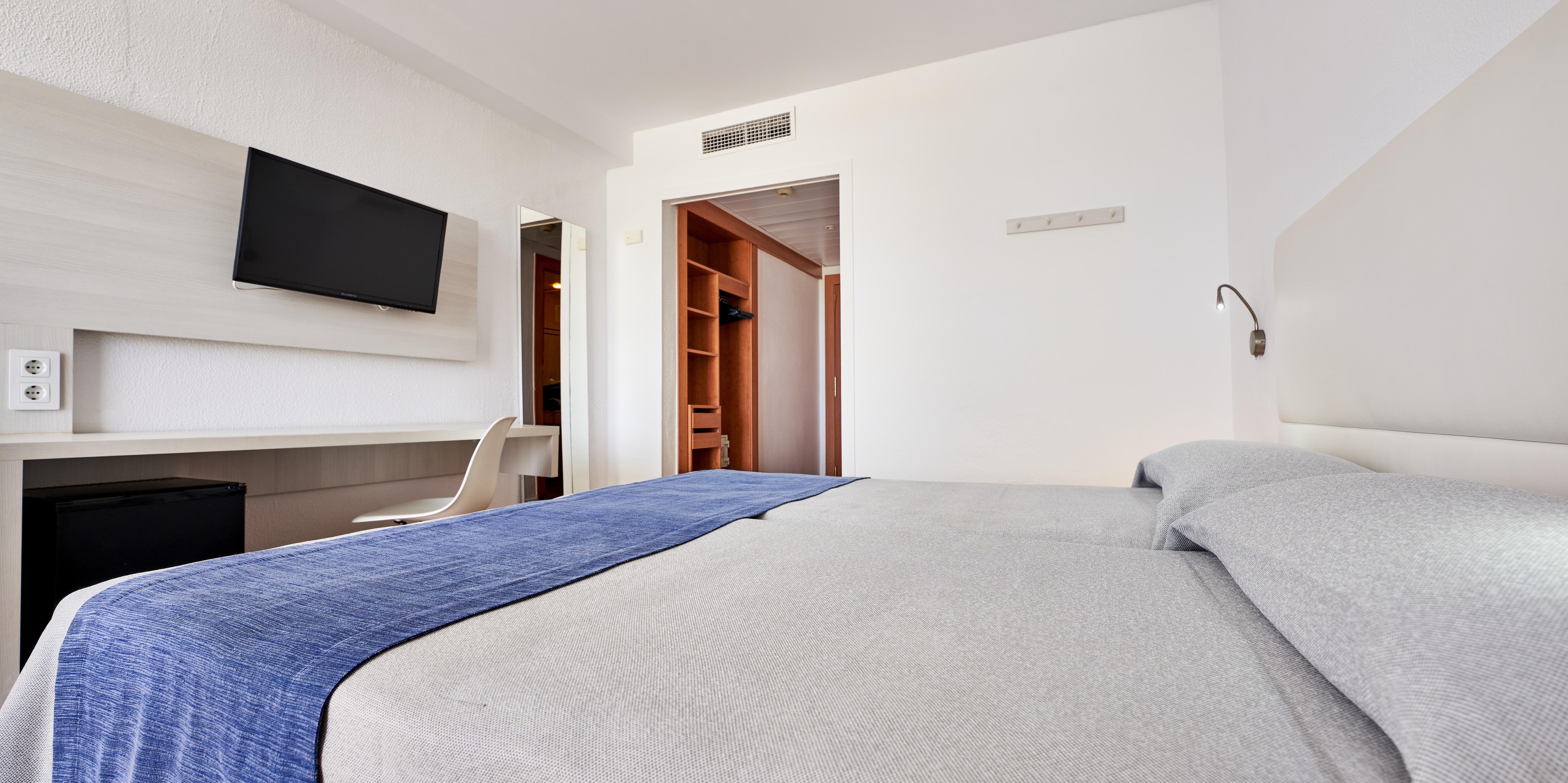 Smartline Cala N Bosch Hotel Cala'N Bosch  Extérieur photo